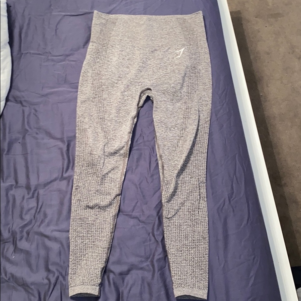 LIGHT GREY GYMSHARK VITAL SEAMLESS LEGGINGS
